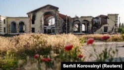 Зруйнований російськими обстрілами вокзал у Костянтинівці, Донецька область, 11 червня 2025 року