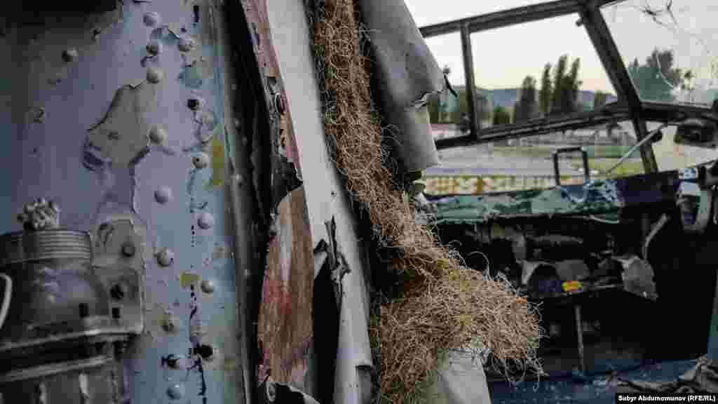 В апреле 2013 года 33-местный самолет СААБ-340А шведского производства после 16-летнего перерыва совершил рейс по маршруту Джалал-Абад – Казарман. Такие авиарейсы должны были совершаться три раза в неделю. Но он летал туда лишь два раза в месяц. Спроса практически не было  