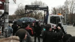 Uklanjanje auta sa Trga Krajina u Banjaluci Uklanjanje auta sa Trga Krajina u Banjaluci