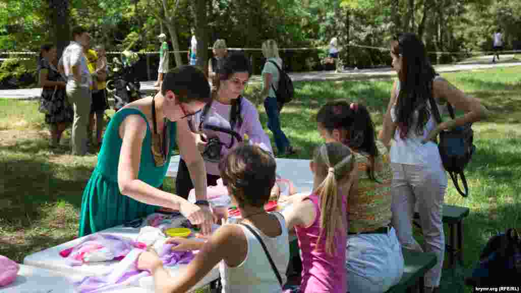 Ще одна творча зона. Цього разу – майстер-клас зі створення виробів із тканини