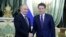 Президент Росії Володимир Путін і прем'єр-міністр Італії Джузеппе Конте (зліва направо) під час зустрічі в Кремлі. Москва, жовтень 2018 року.