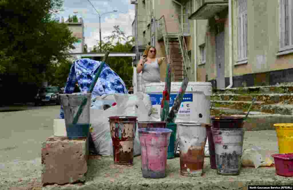 Фестиваль организован администрацией Невинномысска. С представителями ведомства художники согласовывали и эскизы рисунков