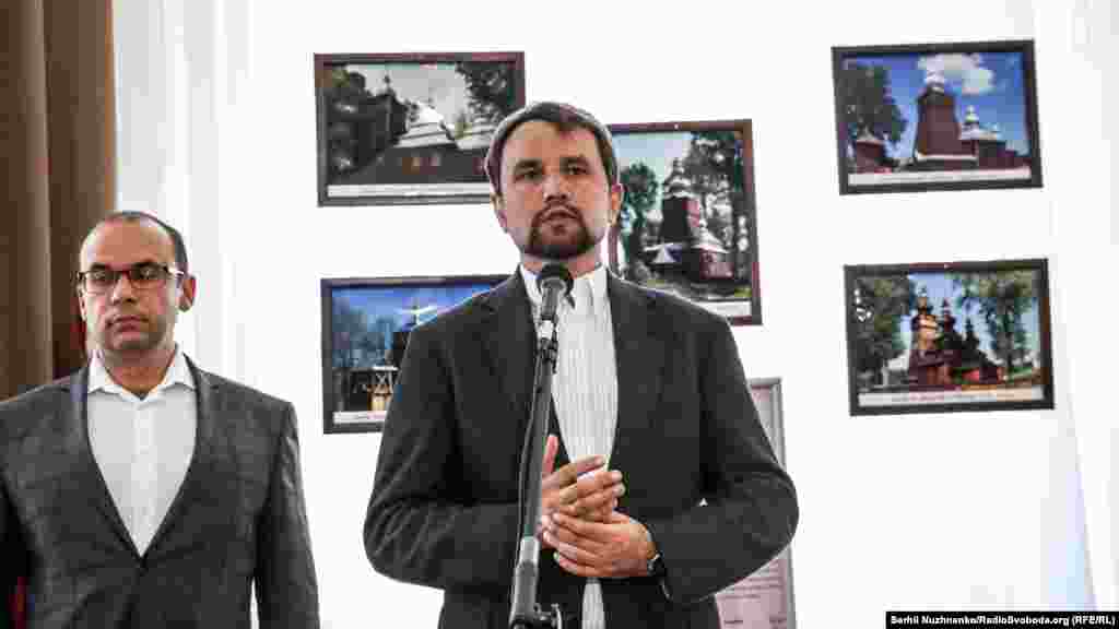 Голова Українського інституту національної пам'яті Володимир В'ятрович на відкриті виставки