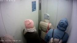 Видео задержания Артема Загребельного, на котором прокурор увидел, что сотрудник ФСБ в штатском предъявил удостоверение Видео задержания Артема Загребельного, на котором прокурор увидел, что сотрудник ФСБ в штатском предъявил удостоверение