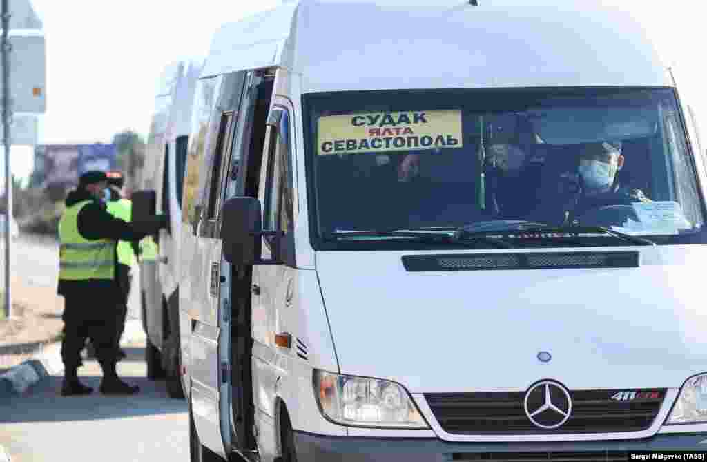 По данным Роспотребнадзора, всего в Севастополе заболели новой коронавирусной инфекцией 38 685 человек. В настоящий момент выздоровели 32 757 человек, 1 339 умерли