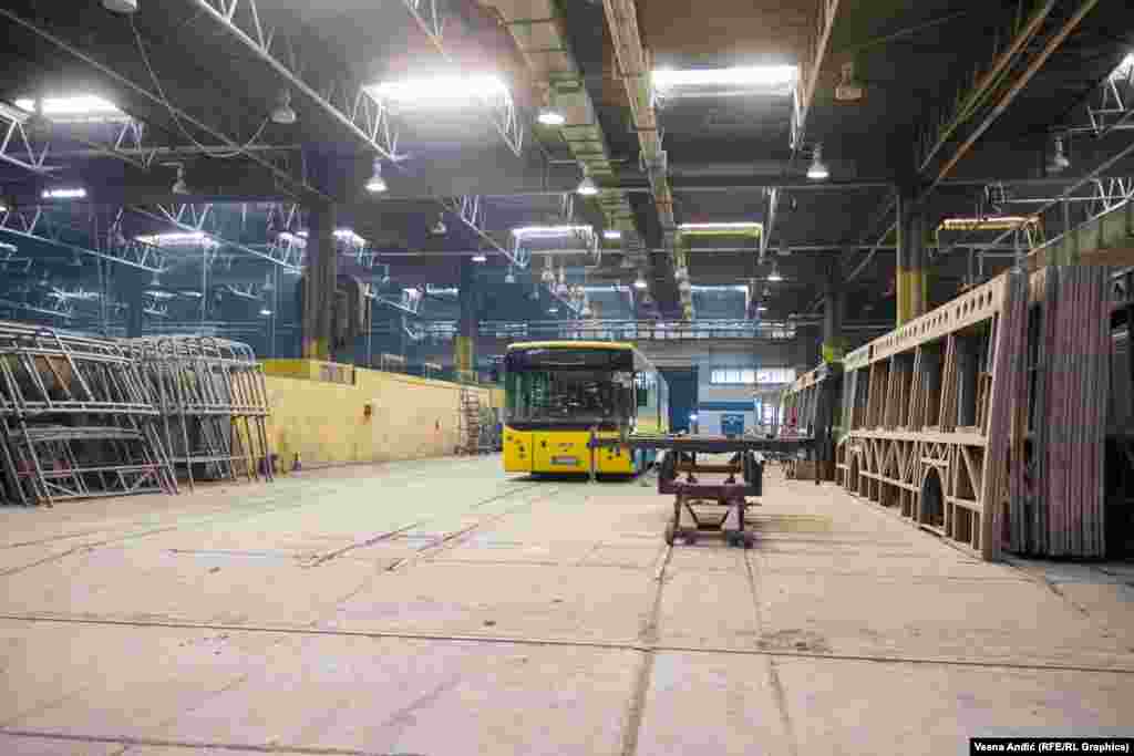 Nekada poznati proizvođač autobusa, srpski naručioci zaobilaze i umesto toga autobuse uvoze iz inostranstva – Kine i Turske.