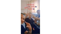 Пракаш Пахари с соседями по больничной палате