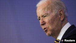 «Американські громадяни повинні виїхати зараз», – сказав Байден в інтерв’ю телеканалу NBC News