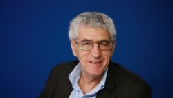 Леонид Гозман: "Русских людей нельзя мазать одной черной краской" Леонид Гозман: "Русских людей нельзя мазать одной черной краской"