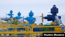 Міністр енергетики Роберт Габек заявив, що німецький енергетичний регулятор, Федеральне мережеве агентство, візьме в управління Gazprom Germania до 30 вересня