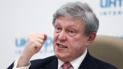 Лицом к событию. Григорий Явлинский: кризис приближается Лицом к событию. Григорий Явлинский: кризис приближается