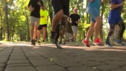 Учасники марафону морської піхоти США провели тренування у Києві (відео) Учасники марафону морської піхоти США провели тренування у Києві (відео)