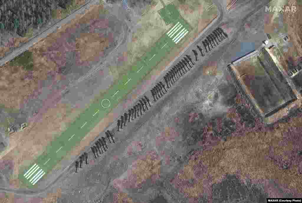 18. Російські збройні сили під Брестом у західній Білорусі  