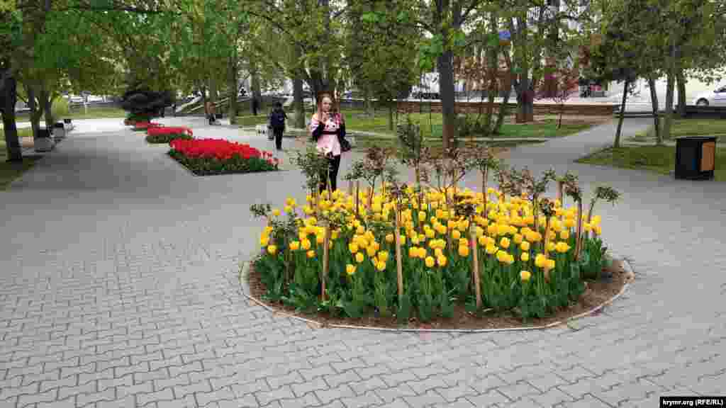 В сквере «300-летия Российского флота»