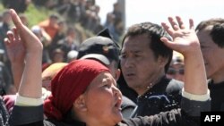 Удастся ли ограничить революционную активность масс рамками предвыборной кампании?