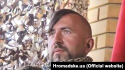 Співак Василь Сліпак, соліст Паризької опери, який воював у складі ДУК «Правий сектор», загинув 29 червня 2016 року в бою на Донеччині від кулі снайпера