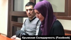 Суд хоче продовжити запобіжний захід одному з фігурантів справи, Амету Сулейманову, який перебуває під домашнім арештом.