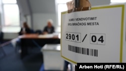 Glasačko mjesto na Kosovu, ilustrativna fotografija