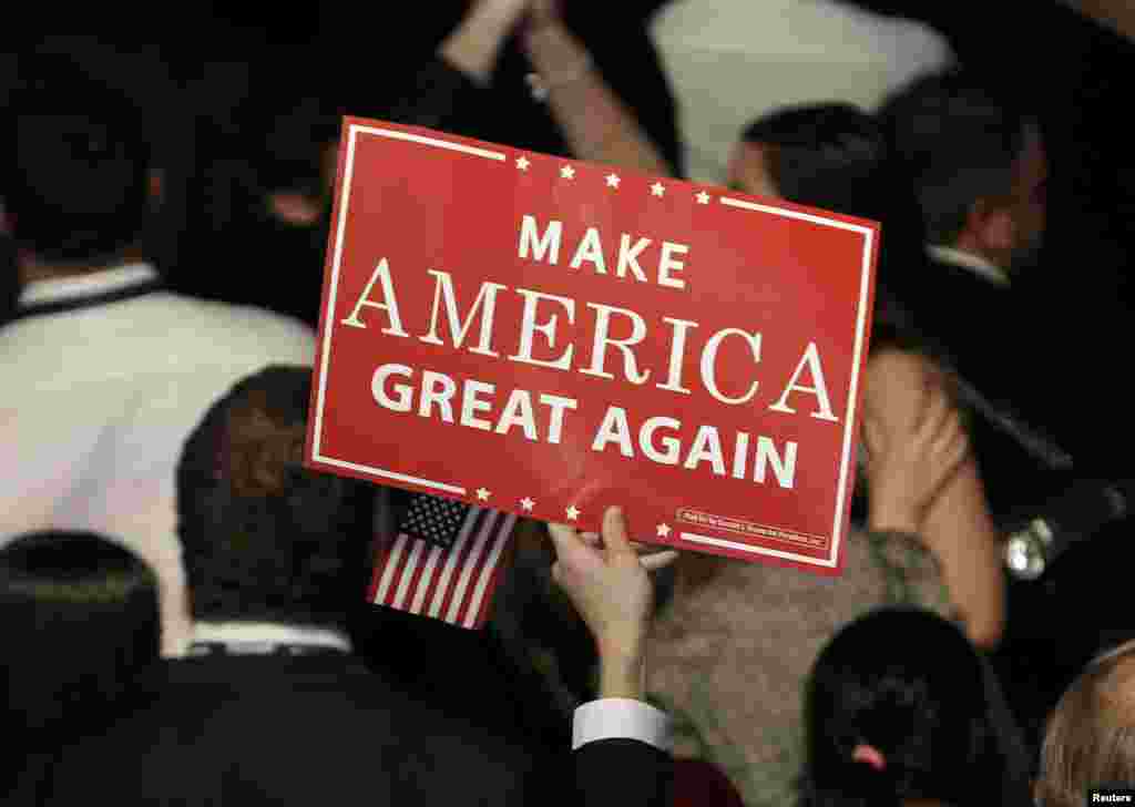 Неожиданно для многих в президентских выборах США, которые прошли 8 ноября, победил бизнесмен и мультимиллионер Дональд Трамп. Во время своей кампании он подчеркивал, что отличается от вашингтонских политиков и в целом выступает против истеблишмента, за хорошие отношения с Россией и против нелегальной миграции в США. 