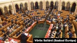 Якщо рішення буде ухвалено, Угорщина стане першою країною ЄС, яка вийде з-під юрисдикції Гаазького трибуналу