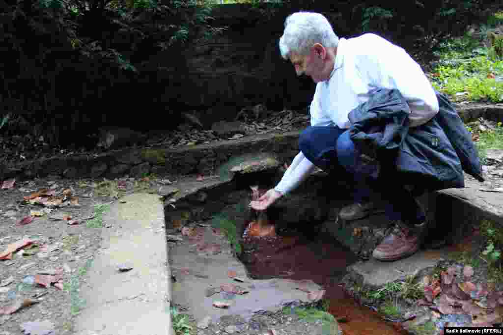 Ljekovita voda "Ljepotica" nije presušila, i danas teče normalnim tokom. Ona se koristi za liječenje anemije.