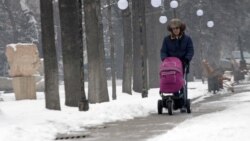 Право на дію | Візочки - для дівчаток, машинки - для хлопчиків: яких татів хоче бачити українське суспільство?  Право на дію | Візочки - для дівчаток, машинки - для хлопчиків: яких татів хоче бачити українське суспільство?