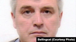 За даними поліції, «Сергій Федотов» – це вигадане ім’я для «Дениса Сергеєва, який є членом російської військової розвідки ГРУ»