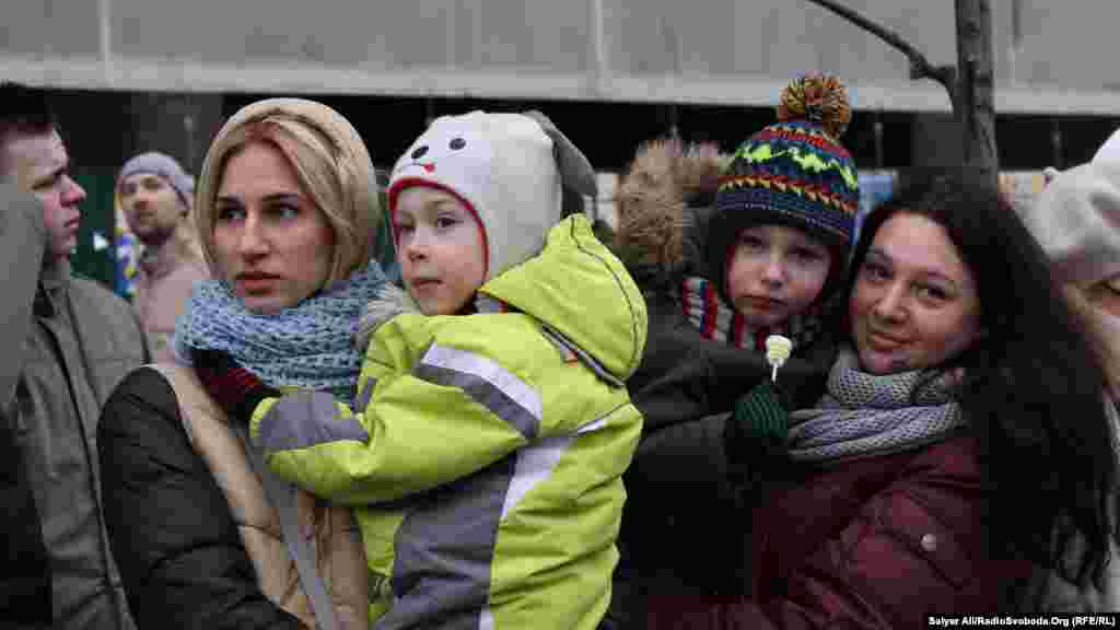 Многие киевляне привели на "Марш достоинства" своих детей