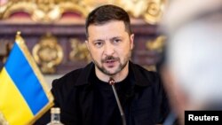 «Час завершувати війну, і відповідні кроки мають бути зроблені Росією. Сподіваємось на Америку», – написав Зеленський у телеграмі