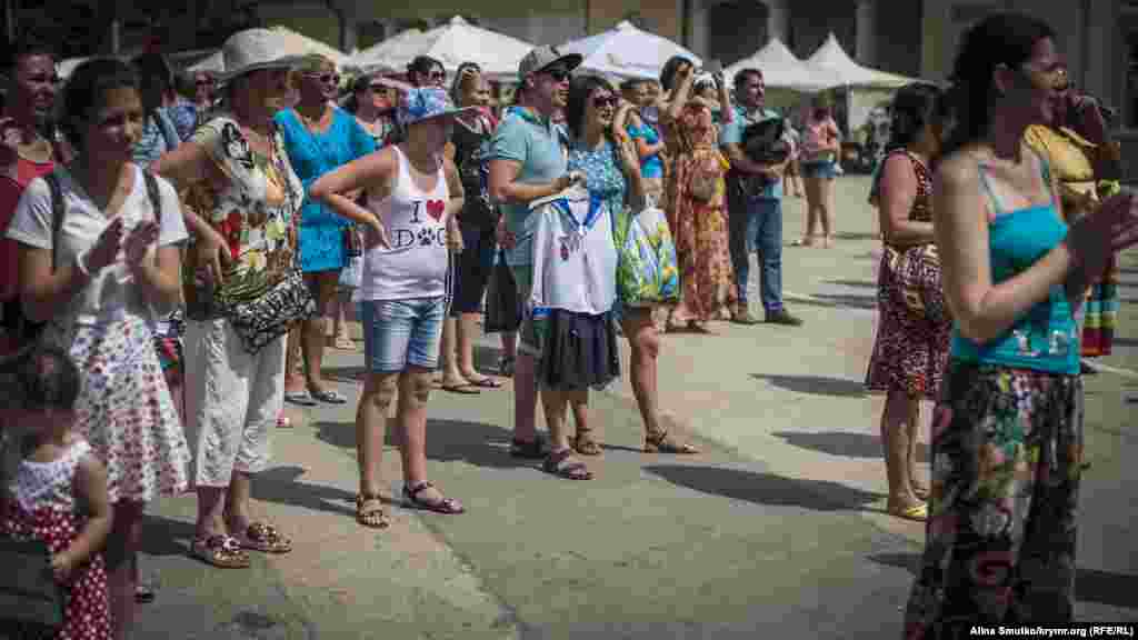 Зрители феодосийского концерта 