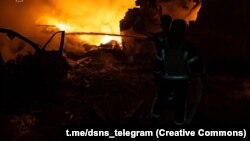 За даними Київської міської військової адміністрації, протягом нічної російської атаки в повітряному просторі Києва зафіксували 30 безпілотників