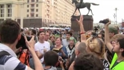 Акция "Яблока" на Манежной Акция "Яблока" на Манежной