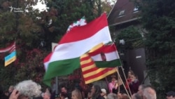 В Угорщині протестували проти ухваленого в Україні закону «Про освіту» (відео) В Угорщині протестували проти ухваленого в Україні закону «Про освіту» (відео)