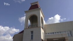 Перше вересня у донедавна українській гімназії в окупованому Криму (відео) Перше вересня у донедавна українській гімназії в окупованому Криму (відео)