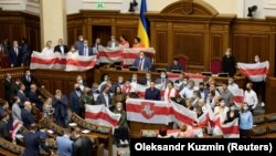 Акція солідарності з Білоруссю у Верховній Раді України. Архівне фото, 4 вересня 2020 року