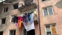 Разруха и запустение: как живут поселки-призраки в Абхазии (видео) Разруха и запустение: как живут поселки-призраки в Абхазии (видео)