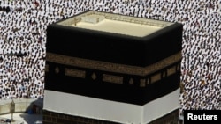 Сагlудиязул Гlарабия -- Кагlбаялда цебе Рузман-как балел бусурбаби, 2011 соналъул 4 билеб ноябрь