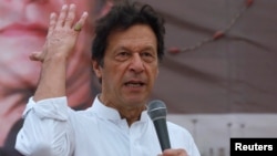 Имран Хан