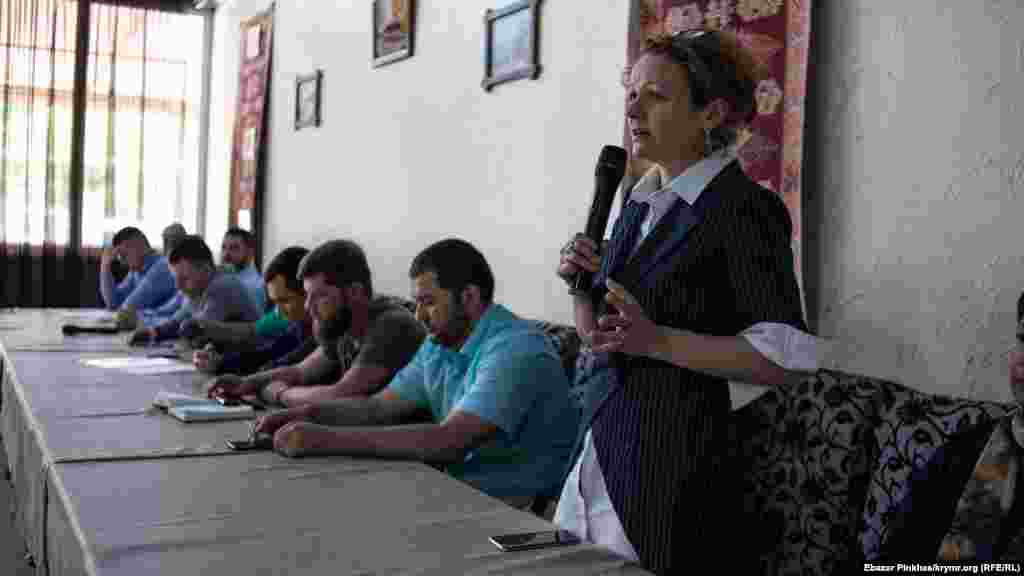 Мария Эйсмонт – адвокат Раима Айвазова впервые посетила собрание «Крымской солидарности»