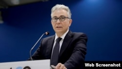 За словами Теодороса Русопулоса, це ставить під загрозу «діалог, який міг би сприяти просуванню демократичних стандартів у Грузії»