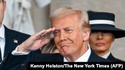 Фото дня: на президентську вахту в Білому домі у Вашингтоні заступив на чотири роки 47-й президент США Дональд Трамп