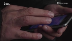 "Он пока ничего не знает" "Он пока ничего не знает"