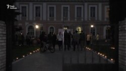 «Коридор світла» запалили в Глухові в пам’ять про загиблих під Іловайськом (відео) «Коридор світла» запалили в Глухові в пам’ять про загиблих під Іловайськом (відео)