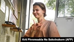 Настю Рибку засудили до умовного ув’язнення і депортації з Таїланду