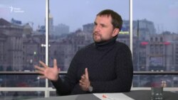 Неправда, що Леніна обов’язково міняють в Україні на Бандеру – В’ятрович Неправда, що Леніна обов’язково міняють в Україні на Бандеру – В’ятрович