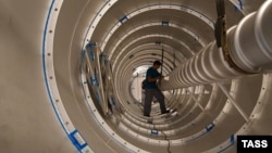 Помесячный рост экономики России, возможно, возобновился. Однако перекрыть общий спад 2015 года удастся не скоро.