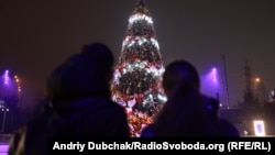 Святковий Київ у пандемію: яким буде місто на Різдво та Новий рік (фотогалерея)