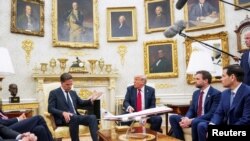 აშშ-ის პრეზიდენტი დონალდ ტრამპი მასპინძლობს ნატოს გენერალურ მდივან მარკ რიუტეს. 