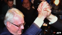 Koliko je tko potpore do sada dobio, i što to može značiti za konačni ishod drugog kruga predsjedničkih izbora, 10. siječnja sljedeće godine?