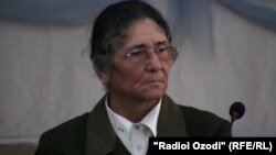 Tajik presidential candidate Oinihol Bobonazarova